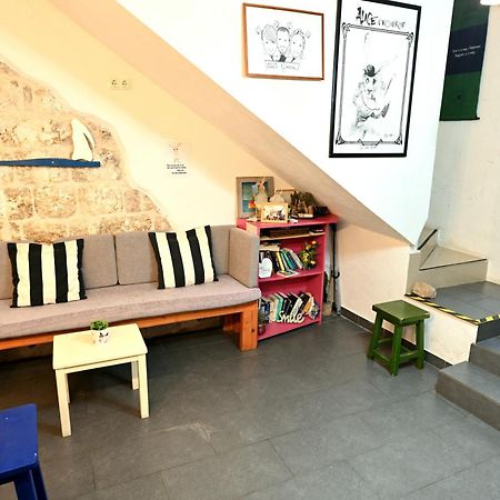 White Rabbit Hostel Đảo Hvar Ngoại thất bức ảnh