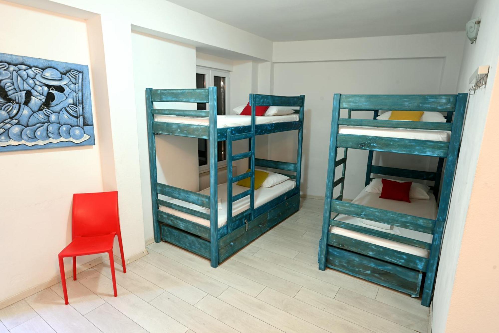 White Rabbit Hostel Đảo Hvar Ngoại thất bức ảnh