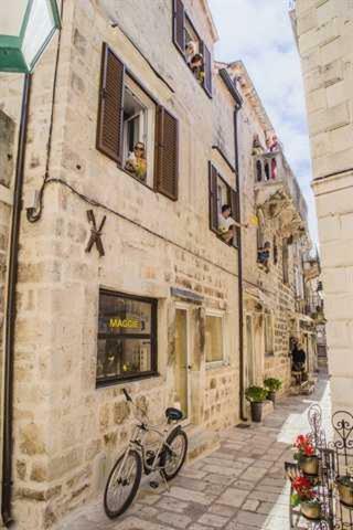 White Rabbit Hostel Đảo Hvar Ngoại thất bức ảnh